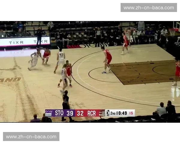 西伯利亚荒原vs斯托克顿街头：当“不败神话”遇上“顶级浪子”，谁才是真正的笼中之王？